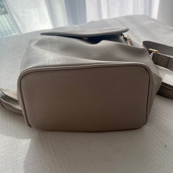 Matt and Nat Fabi Mini Vegan Backpack - Picture 3 of 10